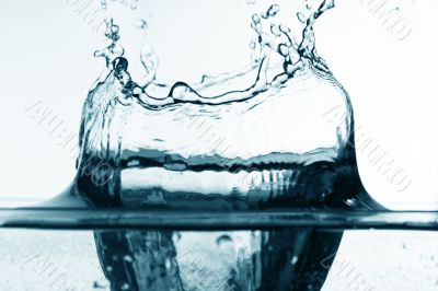 colossally blue watersplash