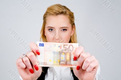 I have fifty euro