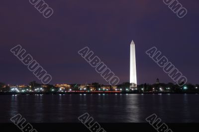 Washington Monument at night