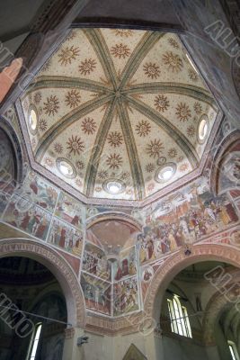 Interior of Santa Maria di Bressanoro, frescos