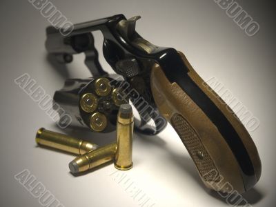 Handgun