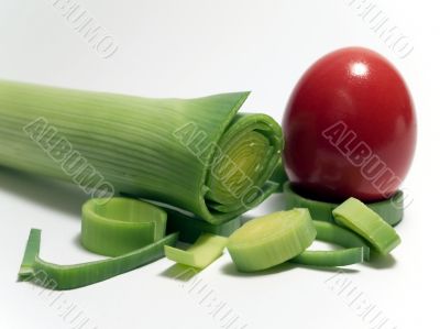 Red Egg With Leek