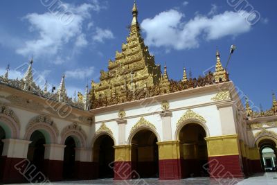 Mahamuni Paya pagoda in Mandalay