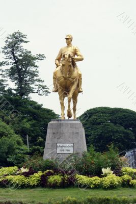 Aung San on the horse