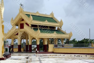 Temple Maha Vizaya