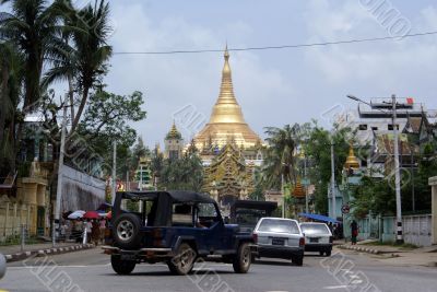 Road to Shwedagon