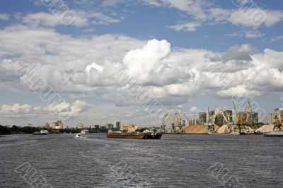 Gargo ship