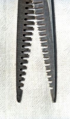 Edges of barber snippers