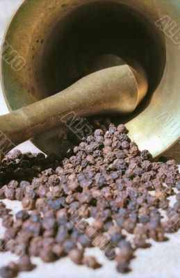 Scattered pepper