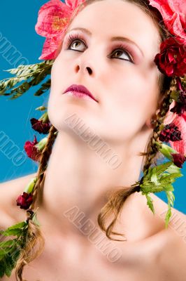 Cosmetic flower girl