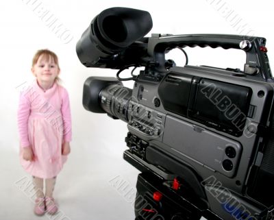 hd-camcorder shoot a girl