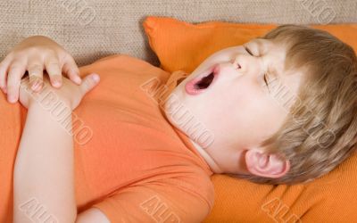 mouth wide open