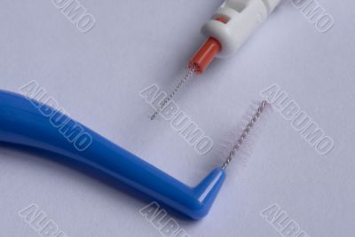 clean your teeth
