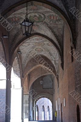 Cremona, portico