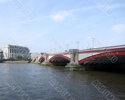 London Bridge