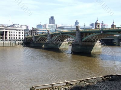 London Bridge