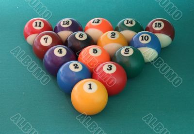 billiard balls triangle