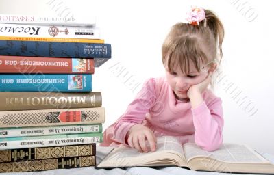 reading girl
