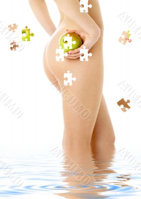 naked woman with green apple