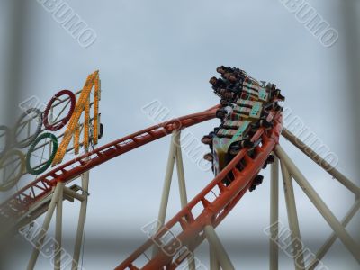 Rollercoaster firstdrop