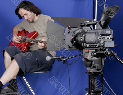 camera shot the gutarman