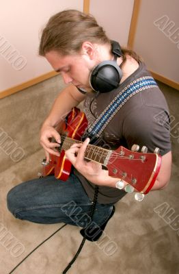guitarist in studio