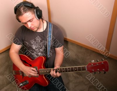 guitarist in studio