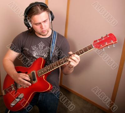 guitarist in studio