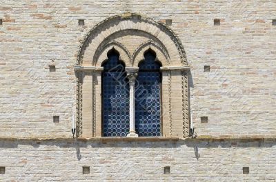 Montecassiano (Macerata) - Medieval window