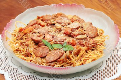spaghetti sausage pasta