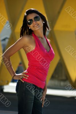 Young beautiful woman with sunglasses