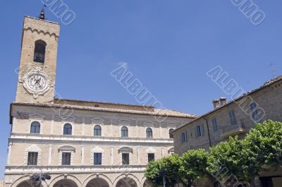 Cingoli (Macerata) - Historic Buildings