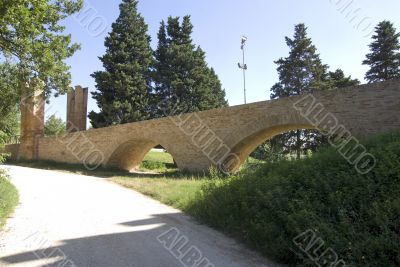 Castle of Rancia, near Tolentino - Bridge