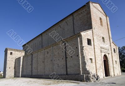Santa Maria a pie di Chienti (Macerata) - Church
