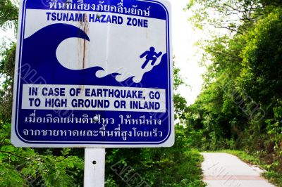 warning tsunami hazard zone