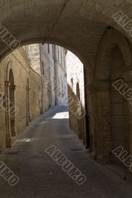 Monterubbiano - Ancient street