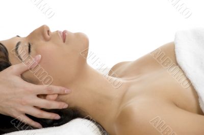 women laying down recieving a massage