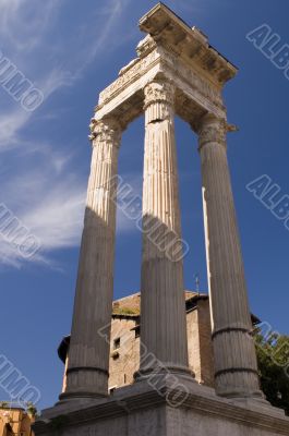 column on rome forum