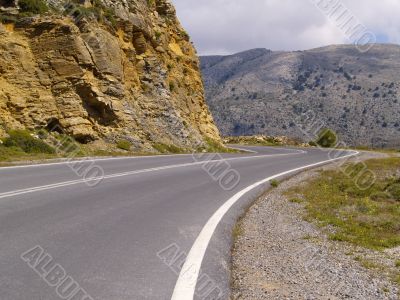 curvy road