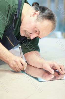  cutting a mirror
