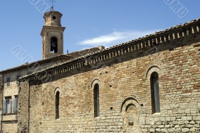 Monterubbiano - Ancient buildings