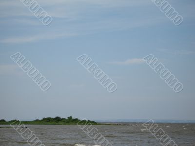 island in the middle of the river
