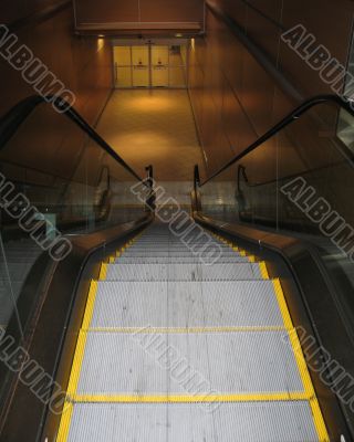 escalator