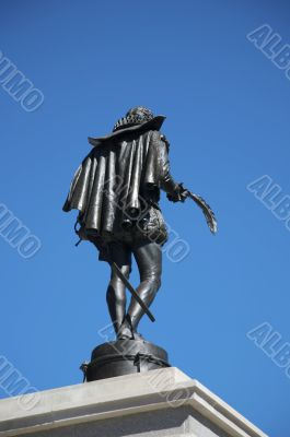 cervantes statue side