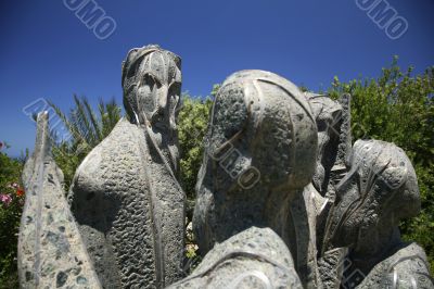 statues meeting