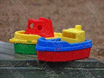 Toy ships