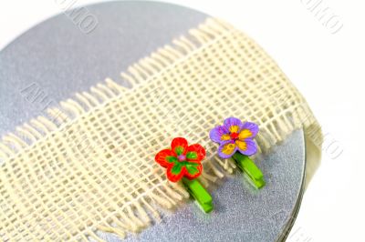 metal gift box with decoration