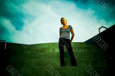 On Staircase, Full, Close