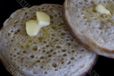 buttered crumpets