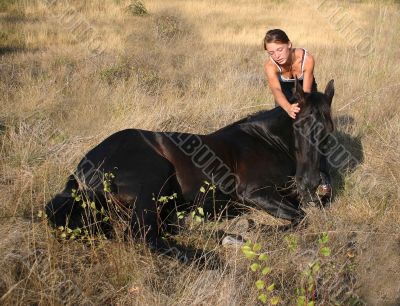 horse laid down and teen